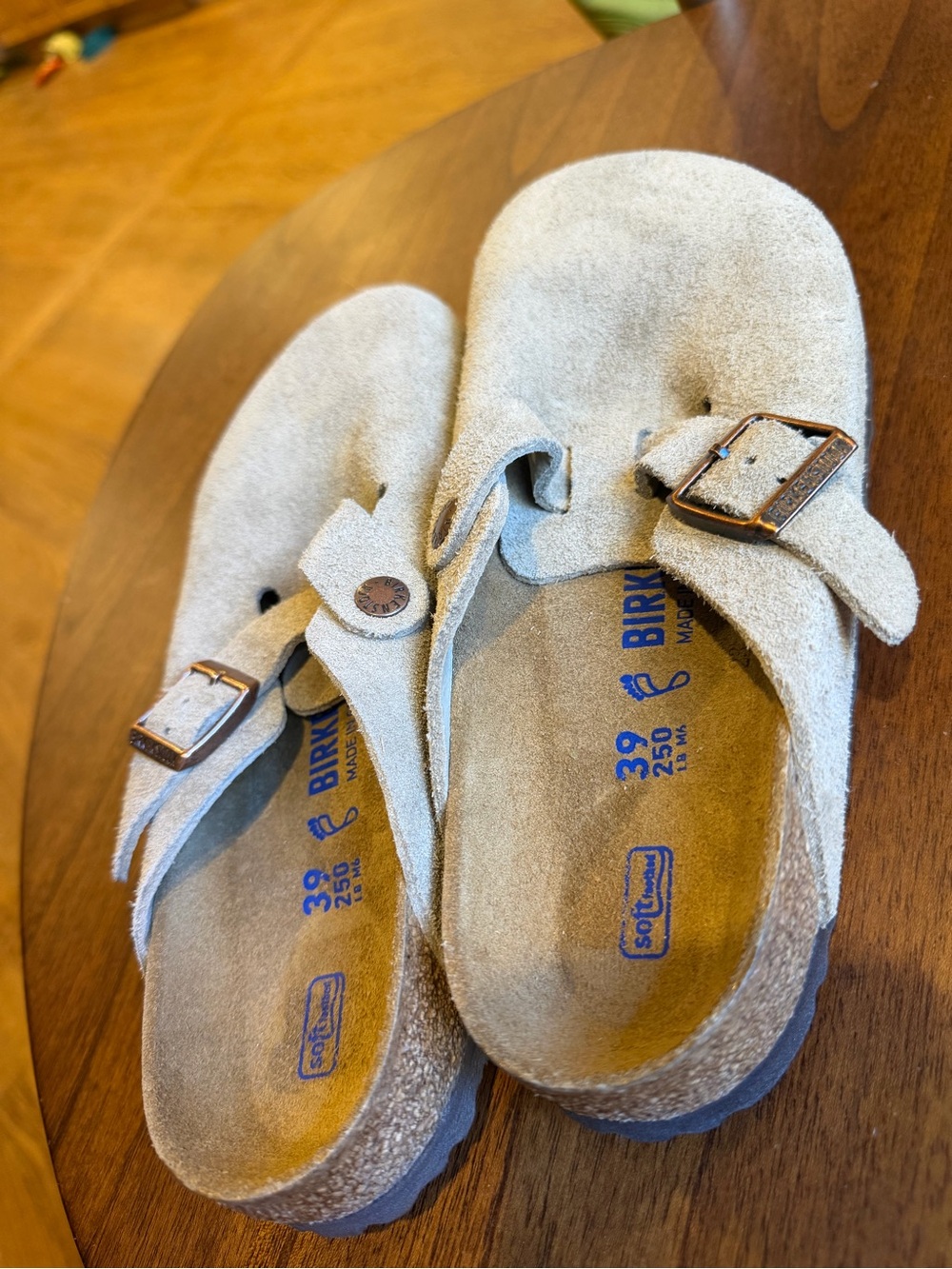 NWOT Birkenstock Suede Clogs in Light Gray with Bronze Buckles EU 39